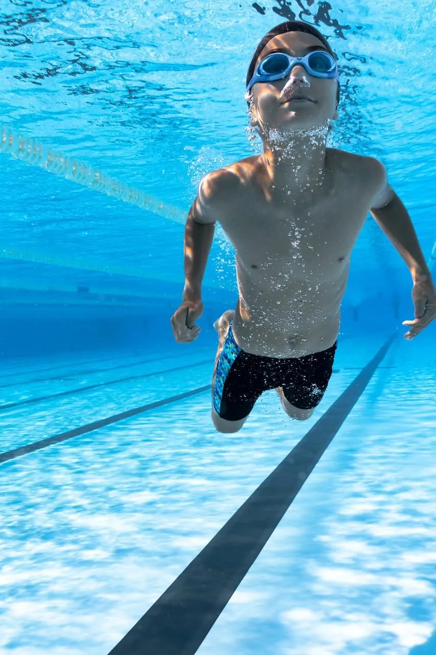 ARENA Boys Feel Dynamo Jammers for Swimming Athletic Knee Length