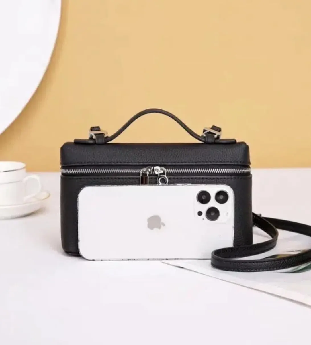 Designer Top-Handle Bag for Women L19 Pouch Crossbody Leather Bag