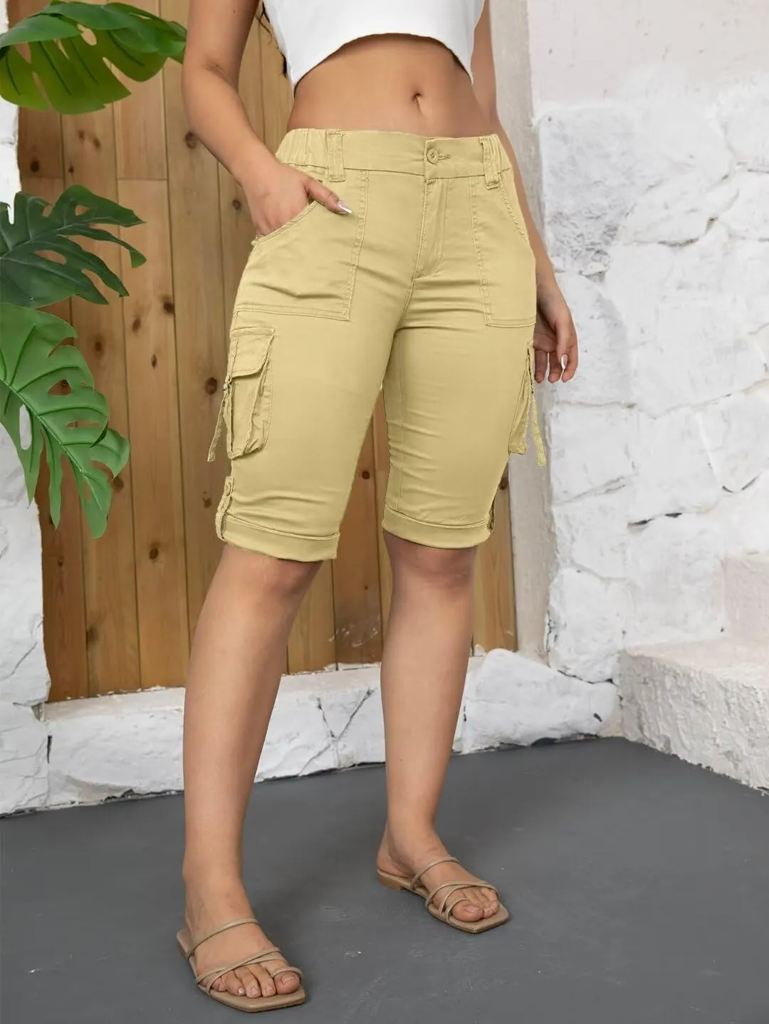 Flamingals Hiking Shorts for Women Flap Pocket Design Bermuda Cargo Shorts 2025 Trendy