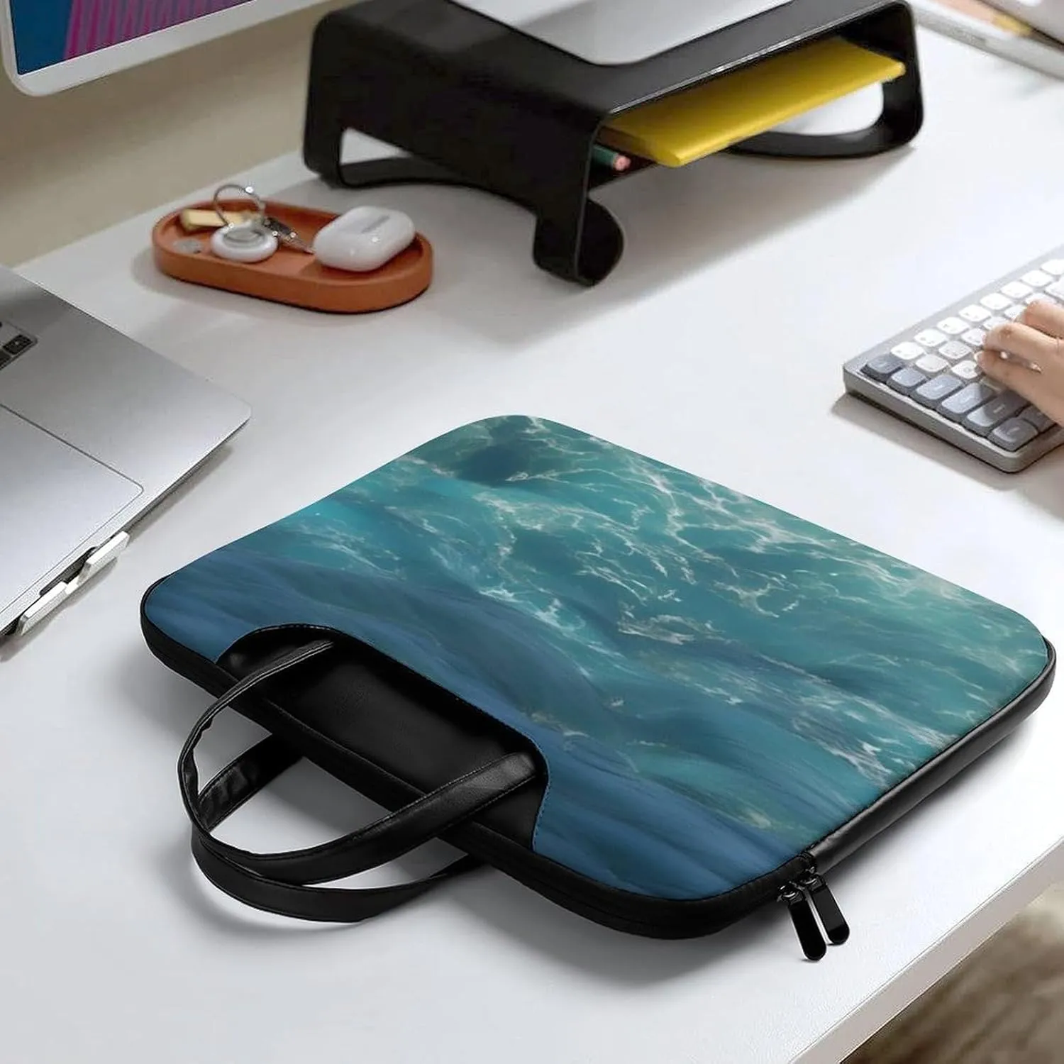 Giraffe Laptop Bag for Women Handheld Leather Computer Bag Laptop Messenger Bag Briefcase