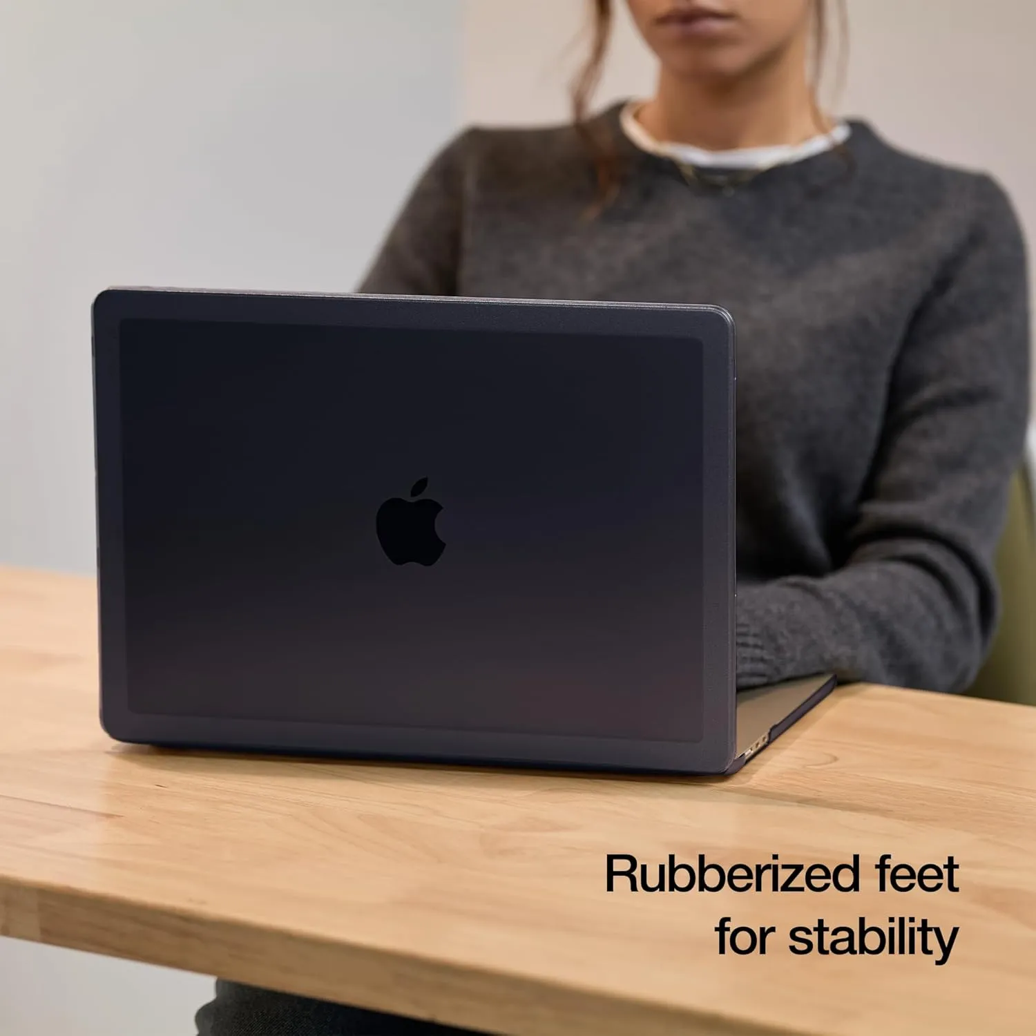 Incase Edge Hardshell with Makrolon® - MacBook Air 13 inch Case - 2025, 2024, 2023, 2022, M4, M3, M2 - MacBook Case, Laptop Cover, Protective Hard Shell, Scratch Resistant, Rubberized Feet - Black