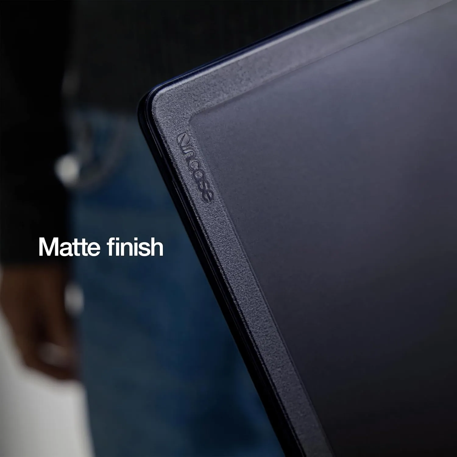 Incase Edge Hardshell with Makrolon® - MacBook Air 13 inch Case - 2025, 2024, 2023, 2022, M4, M3, M2 - MacBook Case, Laptop Cover, Protective Hard Shell, Scratch Resistant, Rubberized Feet - Black