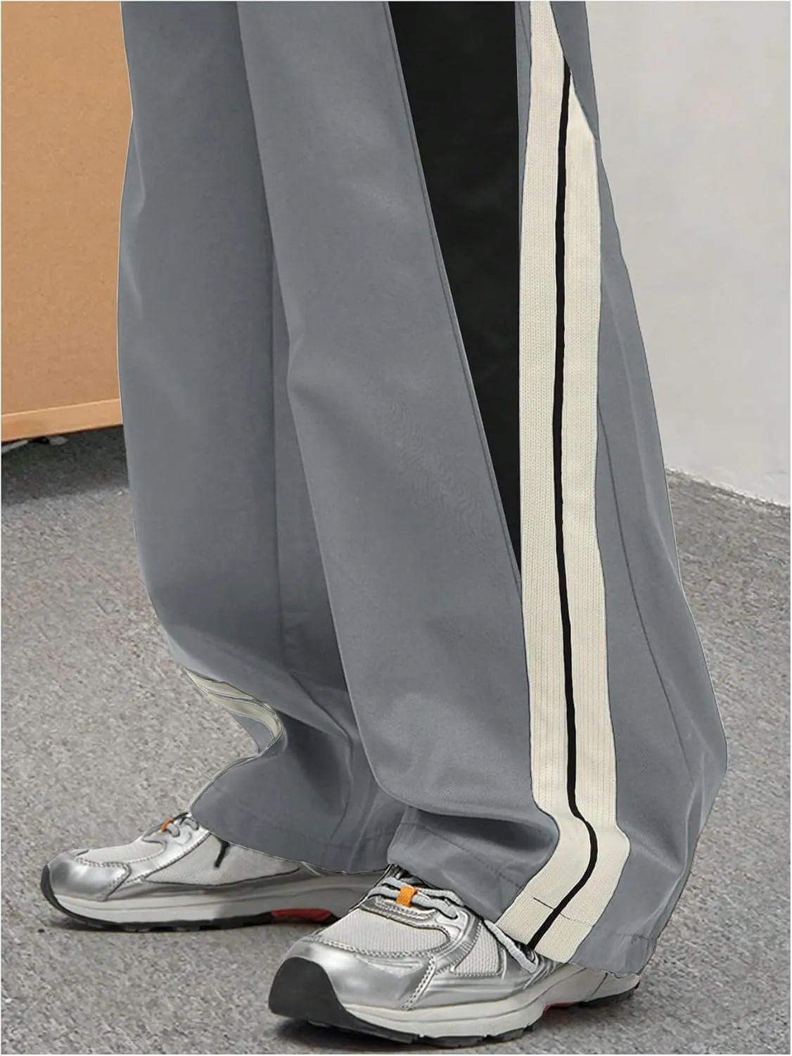 OYOANGLE Men's Colorblock Drawstring Waist Straight Wide Leg Baggy Pants with Pocket