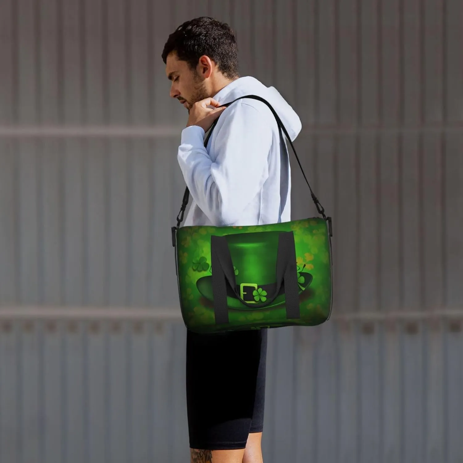Saint Patricks Day Travel Duffel Bags for Women Men, Sports Training Gym Bag Dance Bag with Adjustable Shoulder Strap Shamrock Clovers Hat Weekender Overnight Bag