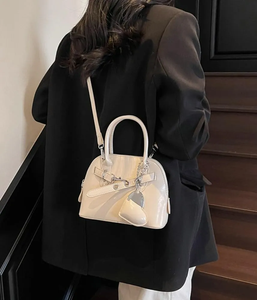 Shell Shaped Crossbody Bags for Women Spring Tote Bag for Women 2025 Designer Handbags Y2k Purse Satchel Sling Bag Trending