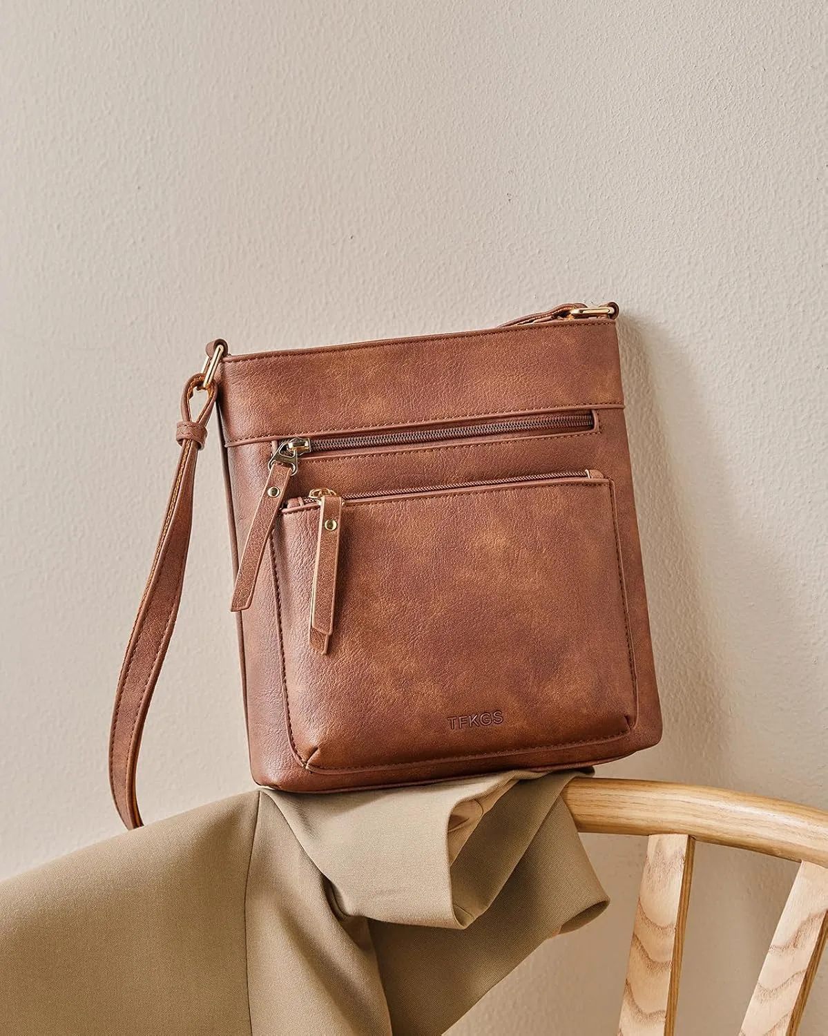 Small Crossbody Bags for women,Soft Leather Cell Phone Purse Lightweight,Little Crossbody Purses Women Trendy with Card slots