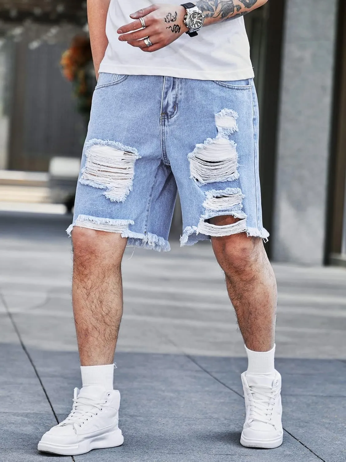 Verdusa Men's Ripped Bermuda Denim Shorts Straight Leg Jean Shorts with Pockets