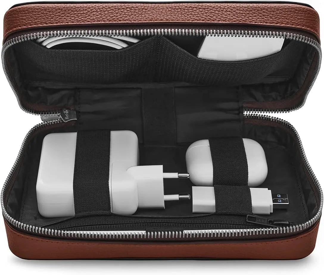WOOLNUT Leather Tech Organizer